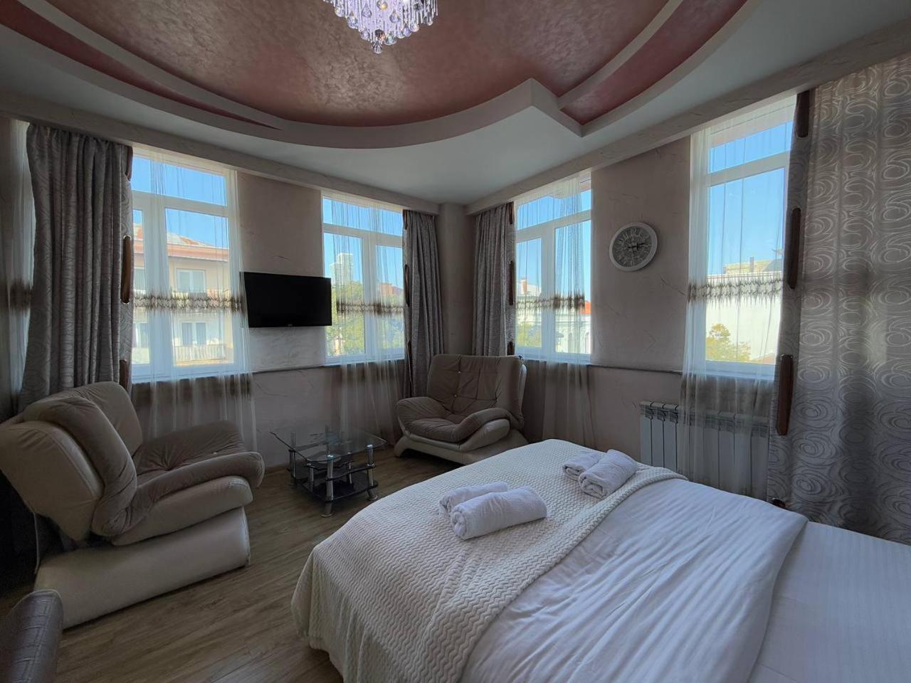 Black Sea Star Batumi Exterior photo